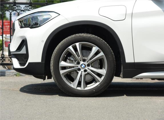 宝马X1新能源 2020款 xDrive30Le 尊享型 其他细节类   前轮