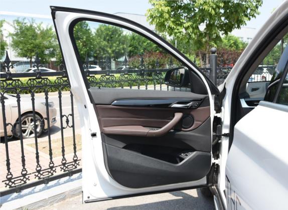 宝马X1新能源 2020款 xDrive30Le 尊享型 车厢座椅   前门板