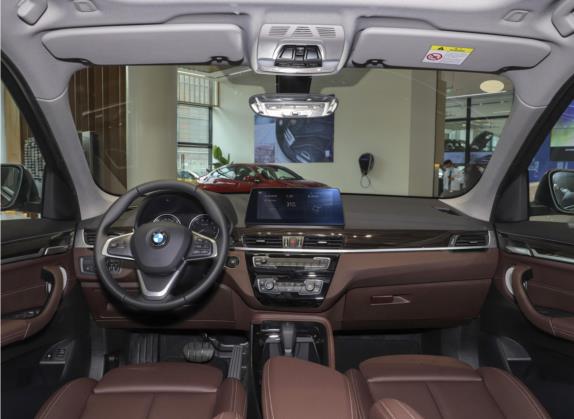宝马X1新能源 2021款 xDrive30Le 尊享型 中控类   中控全图