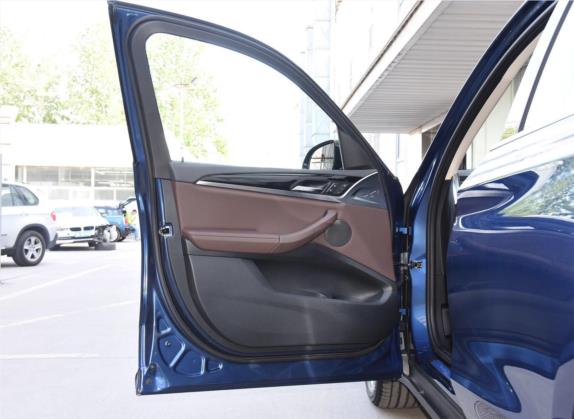 宝马X3 2018款 xDrive25i 豪华套装 国V 车厢座椅   前门板