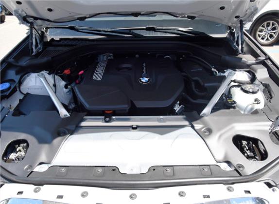 宝马X3 2018款 xDrive25i M运动套装 国V 其他细节类   发动机舱