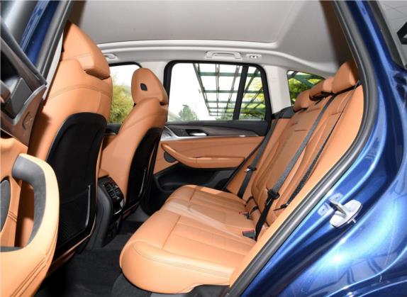 宝马X3 2018款 xDrive30i 领先型 M运动套装 国V 车厢座椅   后排空间