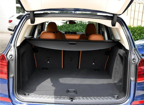 宝马X3 2018款 xDrive30i 领先型 M运动套装 国V 车厢座椅   后备厢
