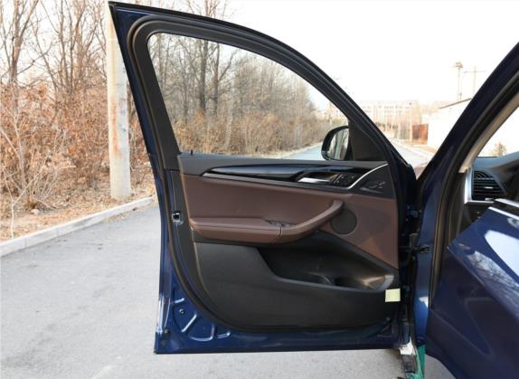 宝马X3 2018款 xDrive25i M运动套装 国VI 车厢座椅   前门板