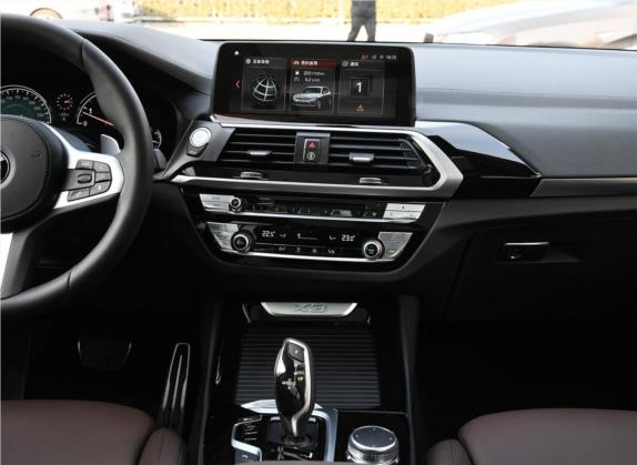 宝马X3 2018款 xDrive28i M运动套装 国VI 中控类   中控台