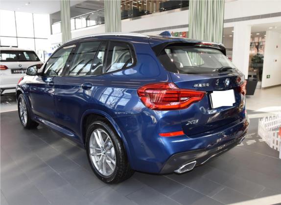 宝马X3 2018款 xDrive30i 领先型 M运动套装 国VI 外观   斜后