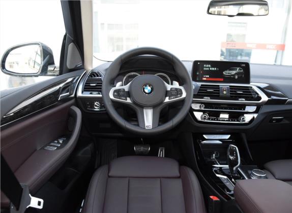 宝马X3 2018款 xDrive30i 尊享型 M运动套装 国VI 中控类   驾驶位