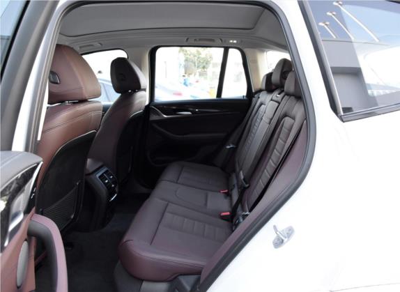 宝马X3 2018款 xDrive30i 尊享型 M运动套装 国VI 车厢座椅   后排空间