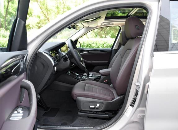 宝马X3 2019款 xDrive25i 豪华套装 车厢座椅   前排空间