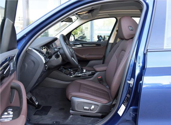 宝马X3 2019款 xDrive25i M运动套装 车厢座椅   前排空间