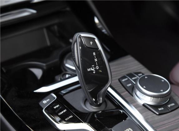 宝马X3 2019款 xDrive28i 豪华套装 中控类   挡把