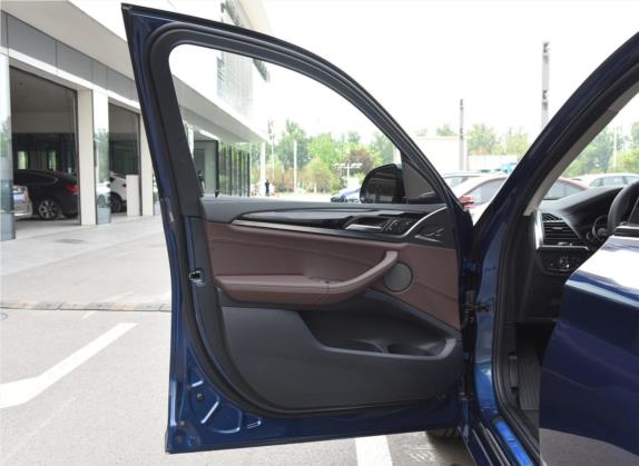 宝马X3 2019款 xDrive28i M运动套装 车厢座椅   前门板
