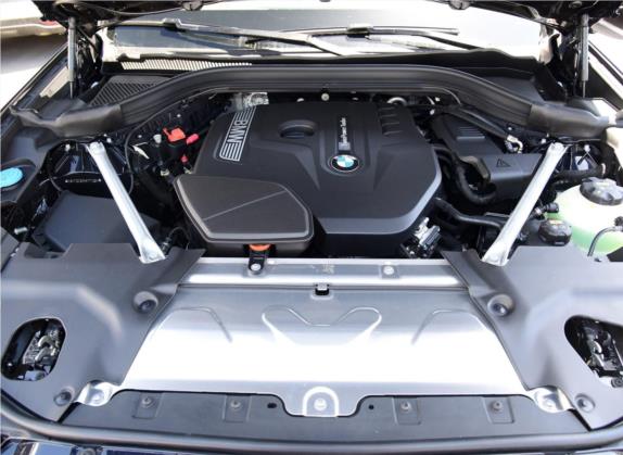 宝马X3 2019款 xDrive30i 领先型 M运动套装 其他细节类   发动机舱