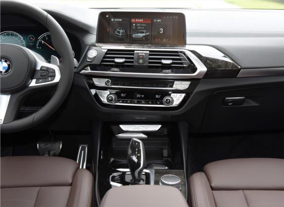 宝马X3 2019款 xDrive30i 尊享型 M运动套装 中控类   中控台