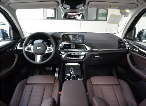 宝马X3 2020款  xDrive30i 领先型 M运动套装 中控类   中控全图