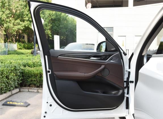 宝马X3 2020款  xDrive30i 领先型 M运动套装 车厢座椅   前门板