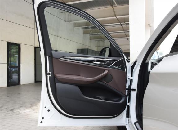 宝马X3 2020款 xDrive25i M运动套装 车厢座椅   前门板