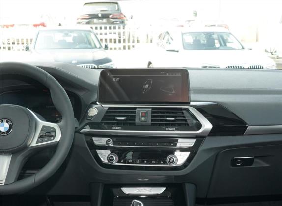 宝马X3 2021款 xDrive25i M运动套装 中控类   中控台