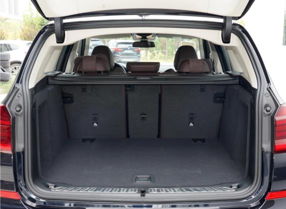 宝马X3 2021款 xDrive28i M运动套装 车厢座椅   后备厢