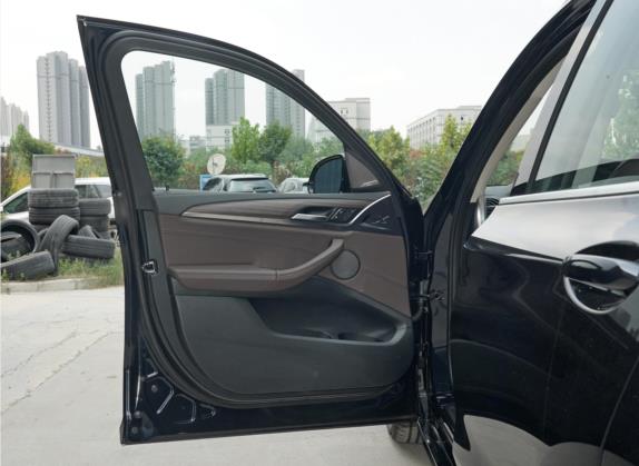 宝马X3 2021款 xDrive28i M运动套装 车厢座椅   前门板