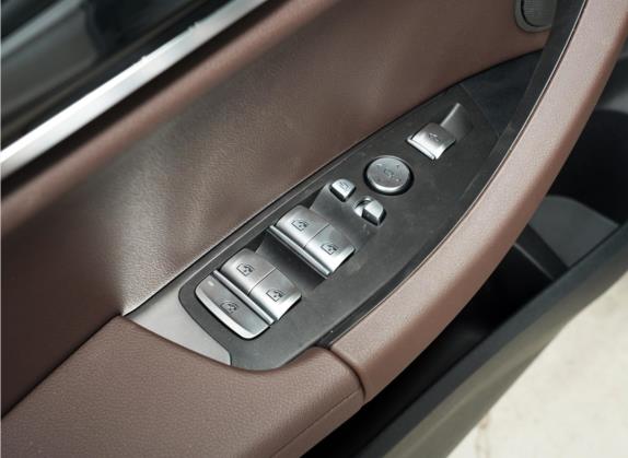 宝马X3 2021款 改款 xDrive25i 豪华套装 车厢座椅   门窗控制
