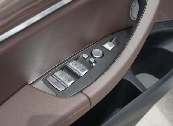 宝马X3 2022款 改款 xDrive30i 领先型 M曜夜套装 车厢座椅   门窗控制