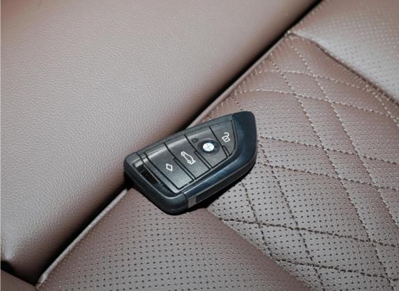 宝马X3 2022款 改款二 xDrive30i 领先型 M曜夜套装 其他细节类   钥匙