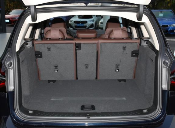 宝马X3 2022款 改款二 xDrive30i 领先型 M曜夜套装 车厢座椅   后备厢