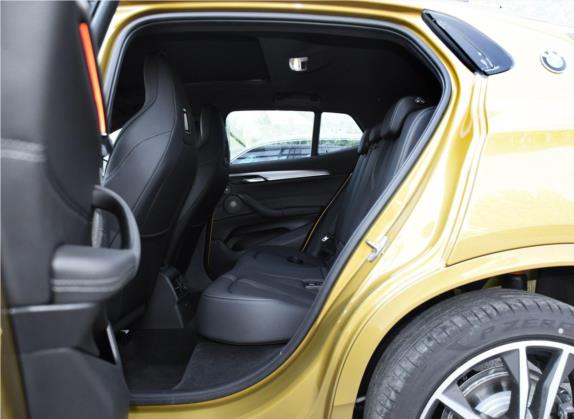 宝马X2 2020款 sDrive25i 尊享型M运动套装 车厢座椅   后排空间