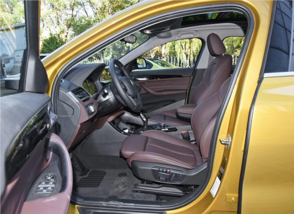 宝马X2 2020款 sDrive20i M越野套装 车厢座椅   前排空间