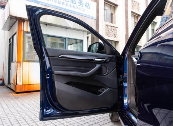 宝马X2 2020款 sDrive25i 领先型M运动套装 车厢座椅   前门板