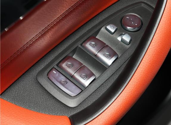 宝马X2 2021款 sDrive25i 领先型M运动套装 车厢座椅   门窗控制