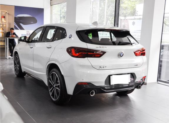 宝马X2 2021款 xDrive25i M运动套装 外观   斜后