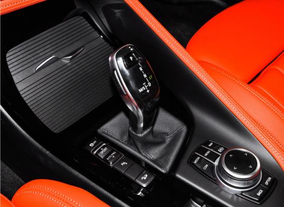 宝马X2 2021款 xDrive25i M运动套装 中控类   挡把