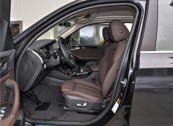 宝马iX3 2021款 领先型 车厢座椅   前排空间