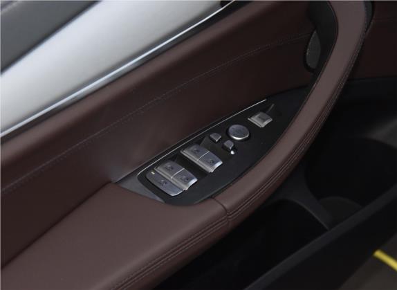 宝马iX3 2021款 改款 创领型 车厢座椅   门窗控制
