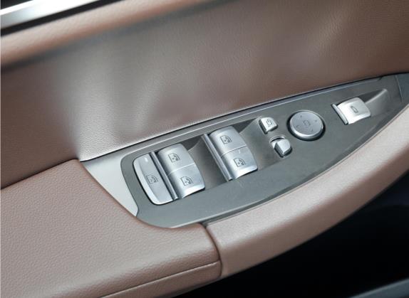宝马iX3 2022款 改款 领先型 车厢座椅   门窗控制