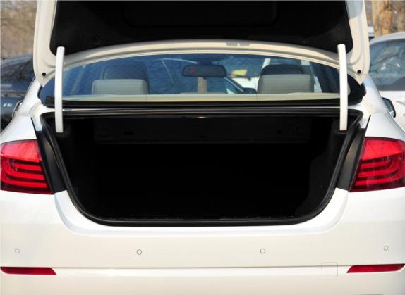宝马5系 2012款 520Li 典雅型 车厢座椅   后备厢