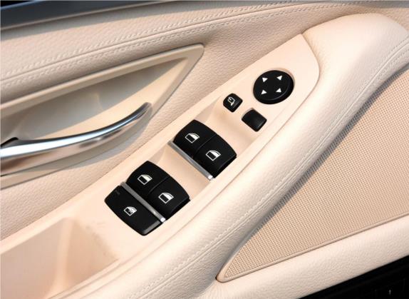 宝马5系 2012款 530Li 领先型 车厢座椅   门窗控制