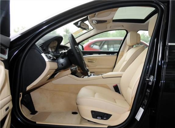 宝马5系 2013款 525Li 豪华型 车厢座椅   前排空间
