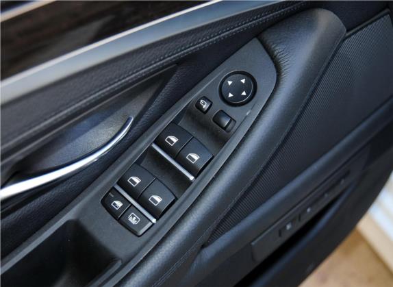 宝马5系 2013款 530Li 豪华型 车厢座椅   门窗控制