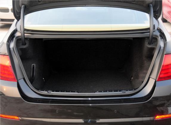 宝马5系 2013款 535Li 领先型 车厢座椅   后备厢