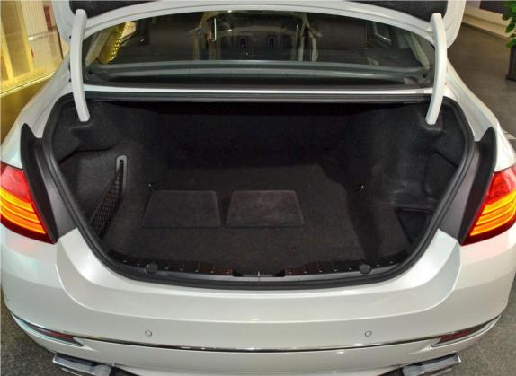 宝马5系 2014款 535Li 行政型 豪华设计套装 车厢座椅   后备厢