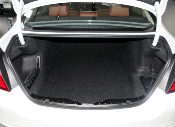 宝马5系 2014款 520Li 典雅型 车厢座椅   后备厢