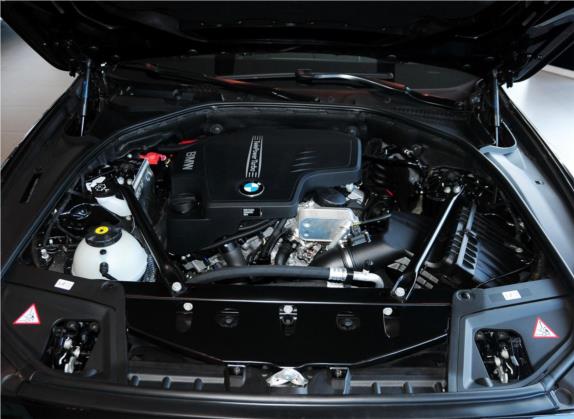 宝马5系 2014款 525Li 领先型 其他细节类   发动机舱
