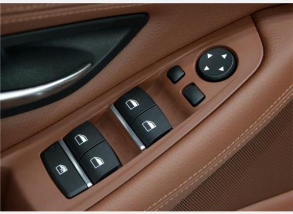 宝马5系 2017款 528Li xDrive领先型 车厢座椅   门窗控制