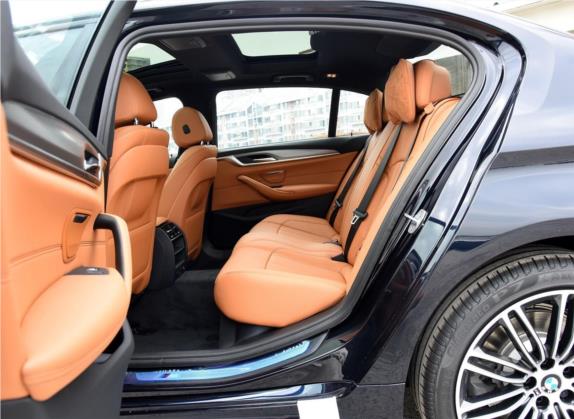 宝马5系 2018款 530Li 领先型 M运动套装 车厢座椅   后排空间