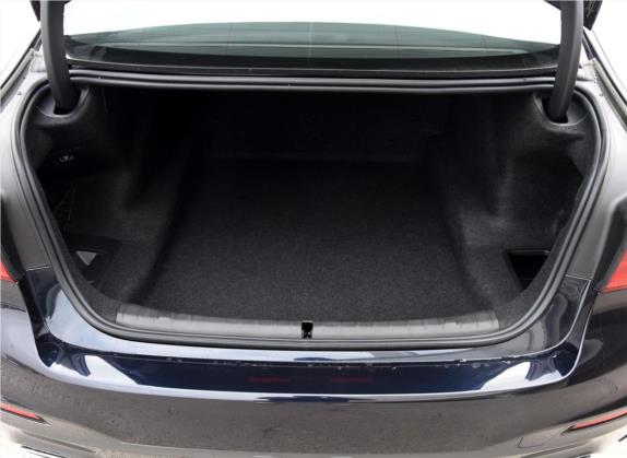 宝马5系 2018款 530Li 领先型 M运动套装 车厢座椅   后备厢