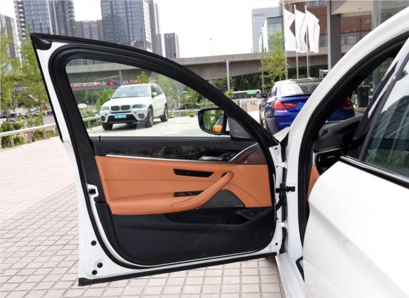 宝马5系 2018款 530Li 尊享型 M运动套装 车厢座椅   前门板
