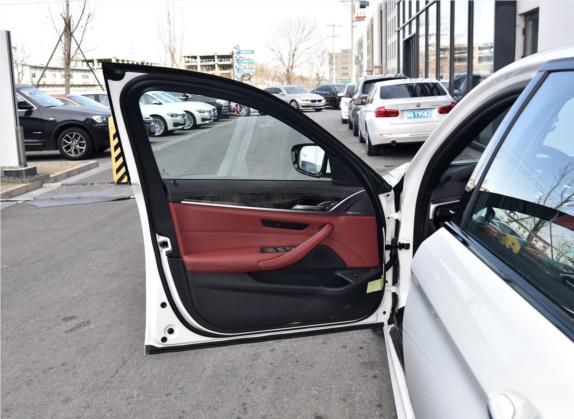 宝马5系 2018款 改款 530Li 领先型 M运动套装 车厢座椅   前门板